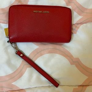 Michael Kors wallet ♥️